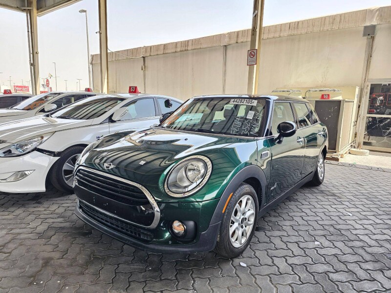 Car image 8