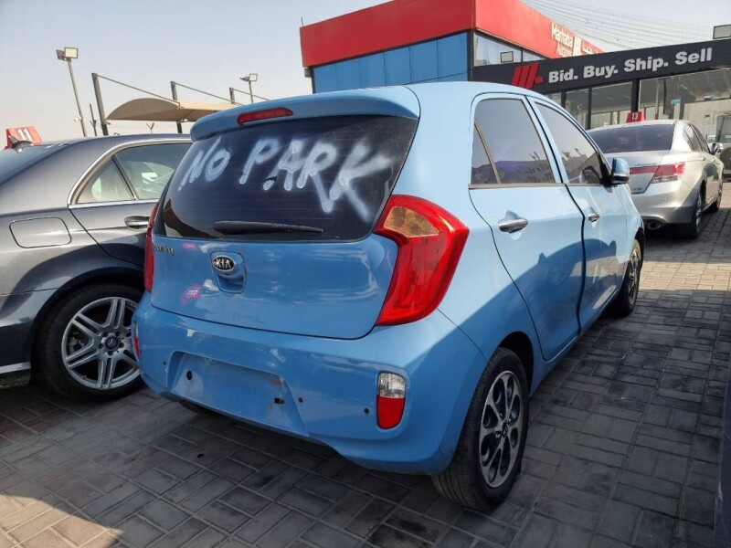 Car image 6